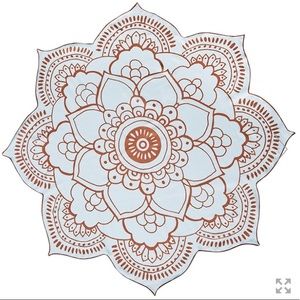 Vix Paula Hermanny Lotus Towel from FabFitFun